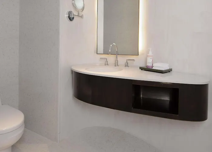 ホテル Moevenpick Bdms Wellness 5*