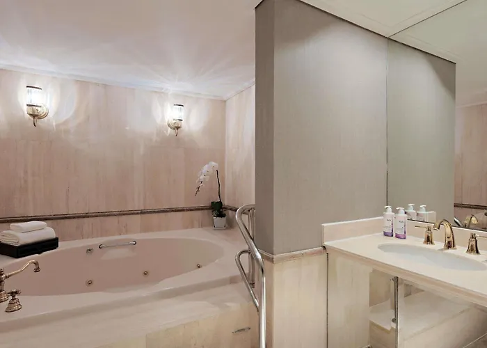 Hotel Moevenpick Bdms Wellness 5*