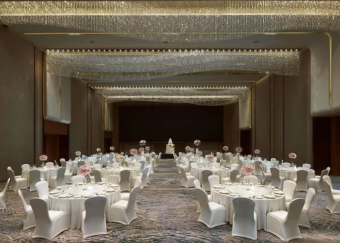 فندق Moevenpick Bdms Wellness بانكوك
