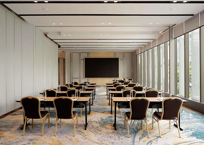 Moevenpick Bdms Wellness فندق