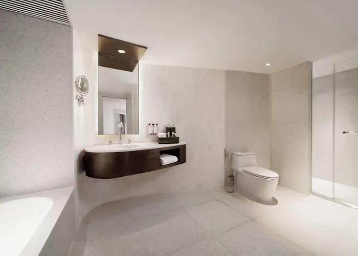 Moevenpick Bdms Wellness 5* 曼谷